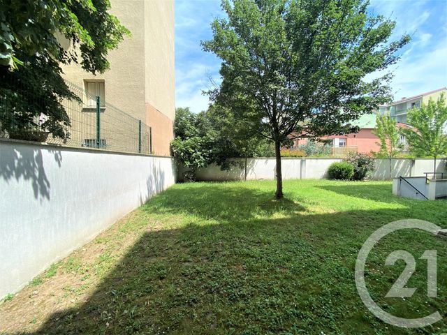 Appartement F2 à vendre - 2 pièces - 43.56 m2 - TOULOUSE - 31 - MIDI-PYRENEES - Century 21 Fly Immo Appartement F2 à vendre - 2 pièces - 43.56 m2 - TOULOUSE - 31 - MIDI-PYRENEES - Century 21 Fly Immo