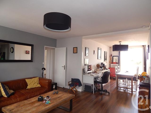 Appartement T4 à vendre - 4 pièces - 79.36 m2 - TOULOUSE - 31 - MIDI-PYRENEES - Century 21 Fly Immo Appartement T4 à vendre - 4 pièces - 79.36 m2 - TOULOUSE - 31 - MIDI-PYRENEES - Century 21 Fly Immo