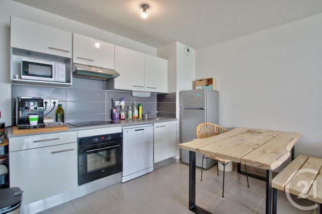 Afficher la photo en grand Appartement F3 à vendre - 3 pièces - 60.42 m2 - TOULOUSE - 31 - MIDI-PYRENEES - Century 21 Fly Immo