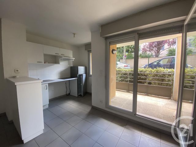 Afficher la photo en grand Appartement T3 à vendre - 3 pièces - 62.1 m2 - TOULOUSE - 31 - MIDI-PYRENEES - Century 21 Fly Immo