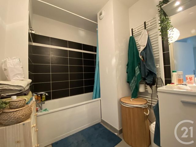 Appartement T3 à vendre - 3 pièces - 63.0 m2 - TOULOUSE - 31 - MIDI-PYRENEES - Century 21 Fly Immo Appartement T3 à vendre - 3 pièces - 63.0 m2 - TOULOUSE - 31 - MIDI-PYRENEES - Century 21 Fly Immo