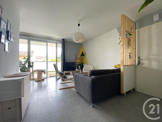 Appartement T3 à vendre - 3 pièces - 63.0 m2 - TOULOUSE - 31 - MIDI-PYRENEES - Century 21 Fly Immo Appartement T3 à vendre - 3 pièces - 63.0 m2 - TOULOUSE - 31 - MIDI-PYRENEES - Century 21 Fly Immo