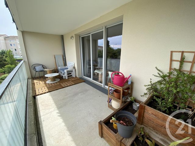Appartement T3 à vendre - 3 pièces - 63.0 m2 - TOULOUSE - 31 - MIDI-PYRENEES - Century 21 Fly Immo Appartement T3 à vendre - 3 pièces - 63.0 m2 - TOULOUSE - 31 - MIDI-PYRENEES - Century 21 Fly Immo
