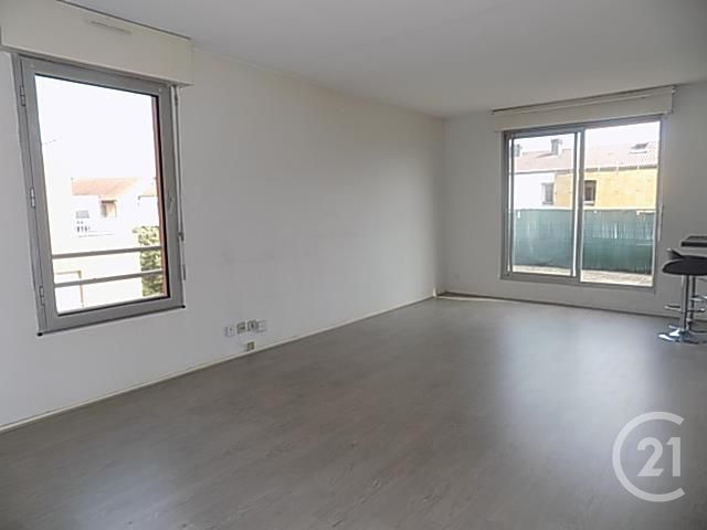Appartement T2 à louer - 2 pièces - 51.4 m2 - TOULOUSE - 31 - MIDI-PYRENEES - Century 21 Fly Immo Appartement T2 à louer - 2 pièces - 51.4 m2 - TOULOUSE - 31 - MIDI-PYRENEES - Century 21 Fly Immo