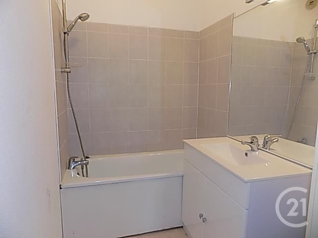 Appartement T2 à louer - 2 pièces - 51.4 m2 - TOULOUSE - 31 - MIDI-PYRENEES - Century 21 Fly Immo Appartement T2 à louer - 2 pièces - 51.4 m2 - TOULOUSE - 31 - MIDI-PYRENEES - Century 21 Fly Immo