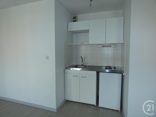 Afficher la photo en grand Appartement T1 à louer - 1 pièce - 24.42 m2 - TOULOUSE - 31 - MIDI-PYRENEES - Century 21 Fly Immo
