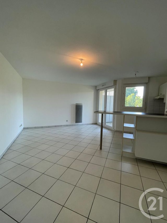 Afficher la photo en grand Appartement T2 à louer - 2 pièces - 45.24 m2 - TOULOUSE - 31 - MIDI-PYRENEES - Century 21 Fly Immo