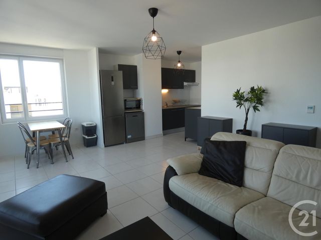 Afficher la photo en grand Appartement T5 à louer - 5 pièces - 108.76 m2 - TOULOUSE - 31 - MIDI-PYRENEES - Century 21 Fly Immo