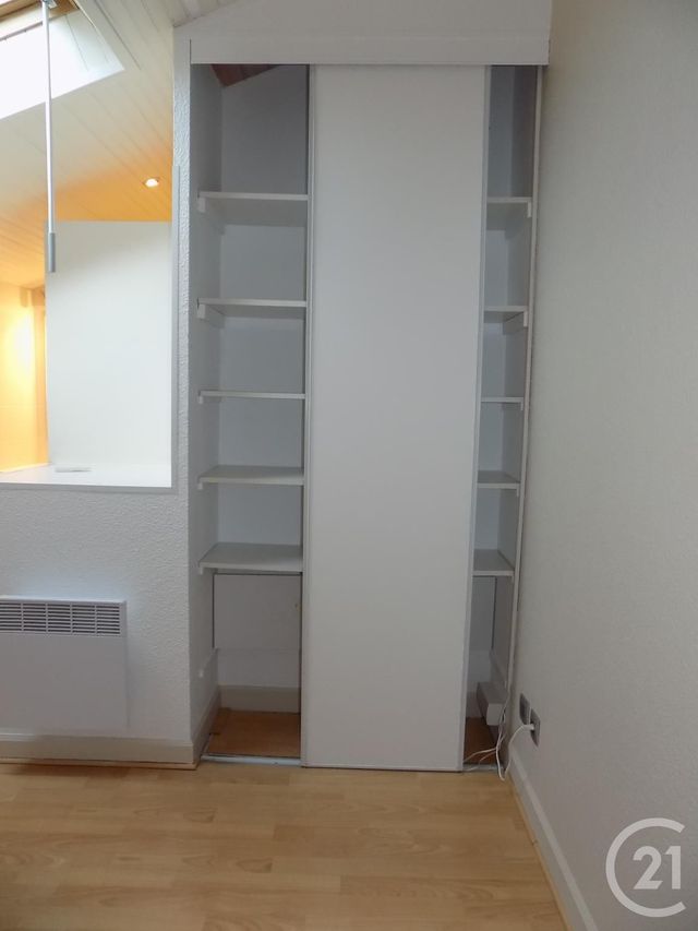 Afficher la photo en grand Appartement F2 à louer - 2 pièces - 30.73 m2 - TOULOUSE - 31 - MIDI-PYRENEES - Century 21 Fly Immo