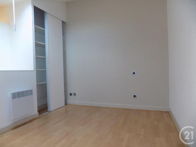 Afficher la photo en grand Appartement F2 à louer - 2 pièces - 30.73 m2 - TOULOUSE - 31 - MIDI-PYRENEES - Century 21 Fly Immo