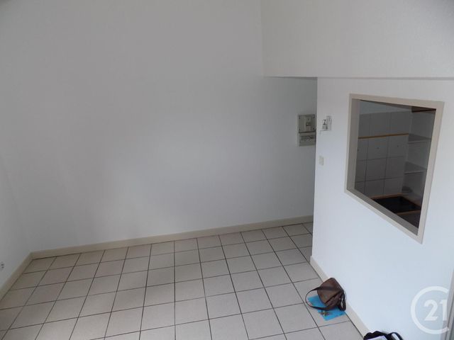 Afficher la photo en grand Appartement F2 à louer - 2 pièces - 30.73 m2 - TOULOUSE - 31 - MIDI-PYRENEES - Century 21 Fly Immo