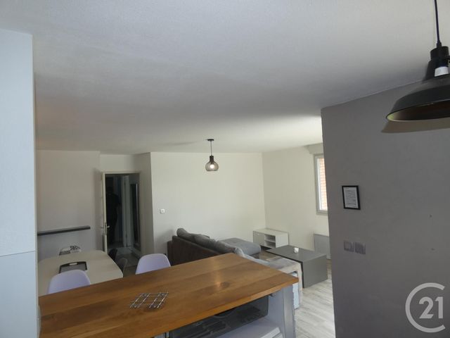 Afficher la photo en grand Appartement T3 à louer - 3 pièces - 58.47 m2 - TOULOUSE - 31 - MIDI-PYRENEES - Century 21 Fly Immo