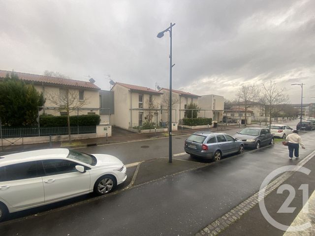 Appartement T2 à vendre - 2 pièces - 39.89 m2 - TOULOUSE - 31 - MIDI-PYRENEES - Century 21 Fly Immo