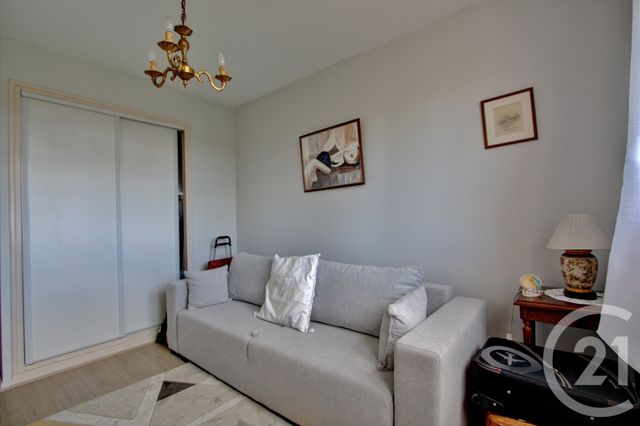 Afficher la photo en grand Appartement F3 à vendre - 3 pièces - 65.2 m2 - TOULOUSE - 31 - MIDI-PYRENEES - Century 21 Fly Immo