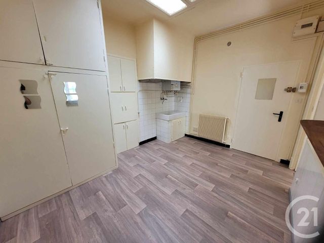 Afficher la photo en grand immeuble à vendre - 206.9 m2 - TOULOUSE - 31 - MIDI-PYRENEES - Century 21 Fly Immo