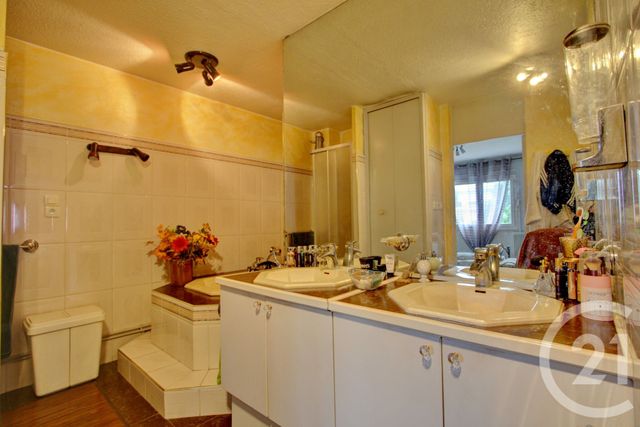 Appartement F5 à vendre - 5 pièces - 95.0 m2 - TOULOUSE - 31 - MIDI-PYRENEES - Century 21 Fly Immo