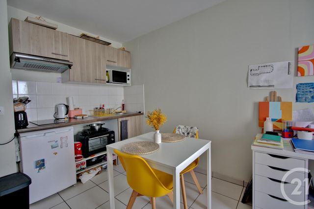 Afficher la photo en grand Appartement F1 à vendre - 1 pièce - 29.27 m2 - TOULOUSE - 31 - MIDI-PYRENEES - Century 21 Fly Immo