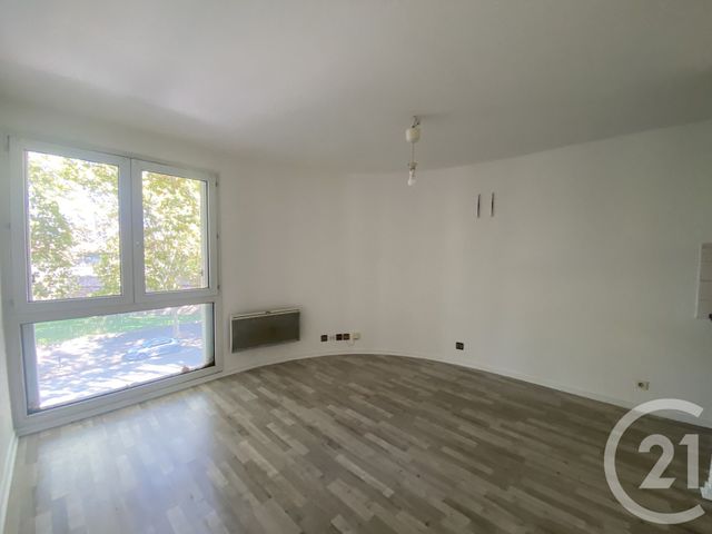 Appartement F1 à vendre - 1 pièce - 22.69 m2 - TOULOUSE - 31 - MIDI-PYRENEES - Century 21 Fly Immo