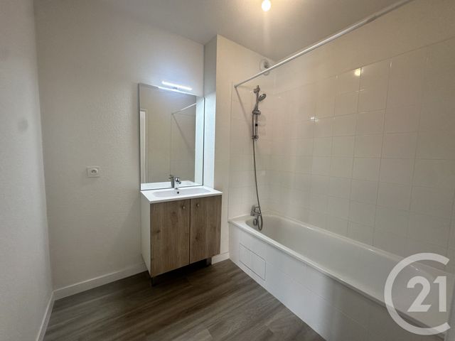 Appartement T3 à louer - 3 pièces - 60.5 m2 - TOULOUSE - 31 - MIDI-PYRENEES - Century 21 Fly Immo