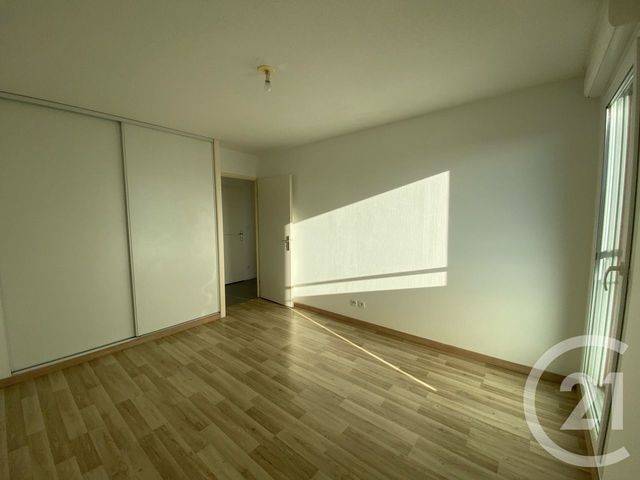 Afficher la photo en grand Appartement T3 à vendre - 3 pièces - 60.96 m2 - TOULOUSE - 31 - MIDI-PYRENEES - Century 21 Fly Immo