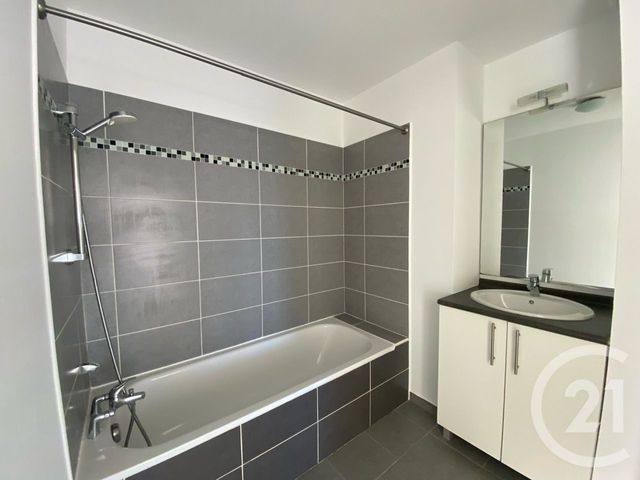 Afficher la photo en grand Appartement T3 à vendre - 3 pièces - 60.96 m2 - TOULOUSE - 31 - MIDI-PYRENEES - Century 21 Fly Immo