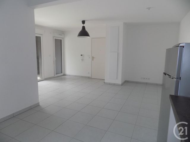 Afficher la photo en grand Appartement T3 à louer - 3 pièces - 66.45 m2 - TOULOUSE - 31 - MIDI-PYRENEES - Century 21 Fly Immo