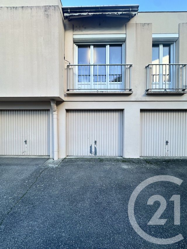parking à louer - 10.0 m2 - TOULOUSE - 31 - MIDI-PYRENEES - Century 21 Fly Immo