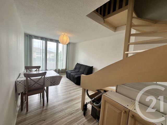 Appartement Duplex à louer - 2 pièces - 27.46 m2 - TOULOUSE - 31 - MIDI-PYRENEES - Century 21 Fly Immo