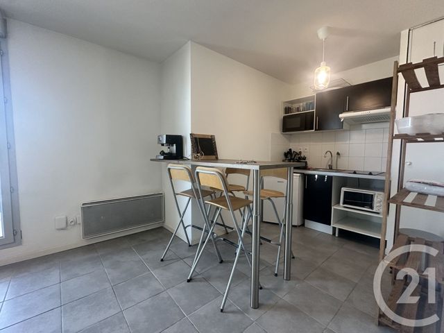Appartement T2 à louer - 2 pièces - 43.87 m2 - TOULOUSE - 31 - MIDI-PYRENEES - Century 21 Fly Immo