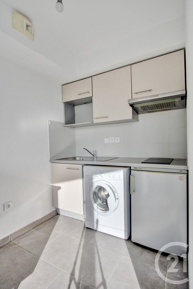 Appartement T1 à louer - 1 pièce - 32.8 m2 - TOULOUSE - 31 - MIDI-PYRENEES - Century 21 Fly Immo