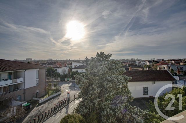 Appartement T1 à louer - 1 pièce - 32.8 m2 - TOULOUSE - 31 - MIDI-PYRENEES - Century 21 Fly Immo