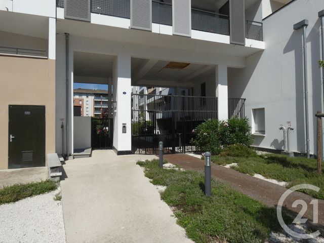 Appartement T2 à louer - 2 pièces - 40.14 m2 - TOULOUSE - 31 - MIDI-PYRENEES - Century 21 Fly Immo