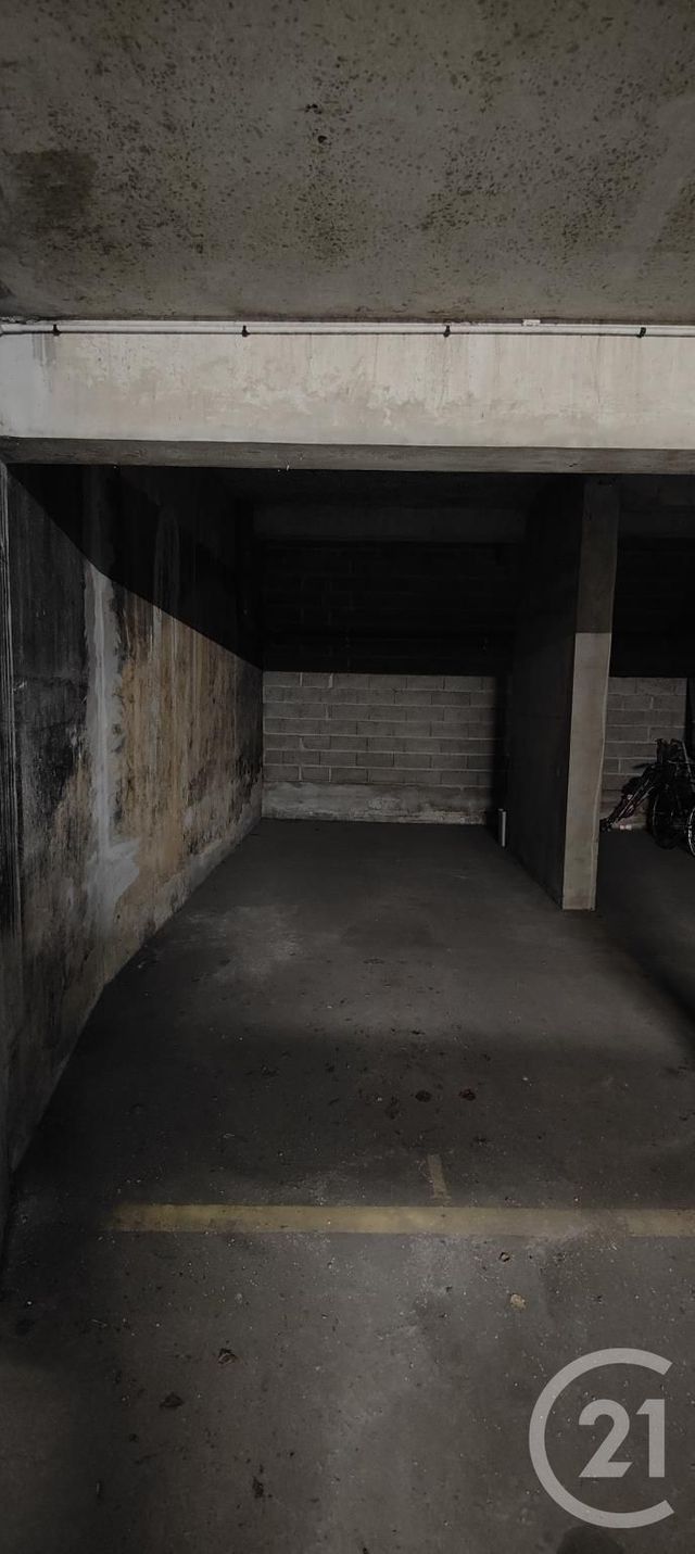 parking à louer - 20.0 m2 - TOULOUSE - 31 - MIDI-PYRENEES - Century 21 Fly Immo
