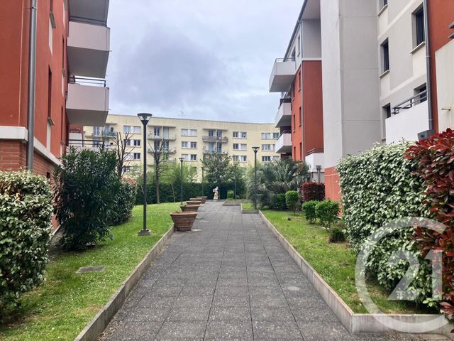 Appartement F3 à louer - 3 pièces - 64.39 m2 - TOULOUSE - 31 - MIDI-PYRENEES - Century 21 Fly Immo