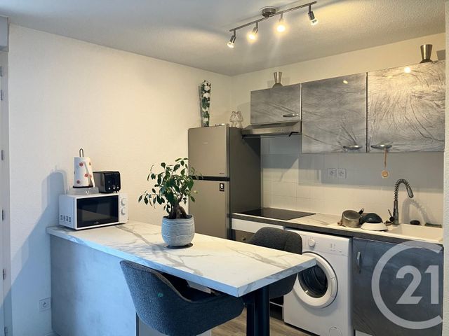Appartement T2 à louer - 2 pièces - 34.17 m2 - TOULOUSE - 31 - MIDI-PYRENEES - Century 21 Fly Immo