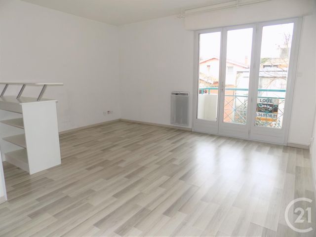 Appartement T1 à louer - 1 pièce - 27.12 m2 - TOULOUSE - 31 - MIDI-PYRENEES - Century 21 Fly Immo