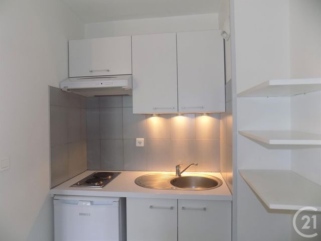 Appartement T1 à louer - 1 pièce - 27.12 m2 - TOULOUSE - 31 - MIDI-PYRENEES - Century 21 Fly Immo