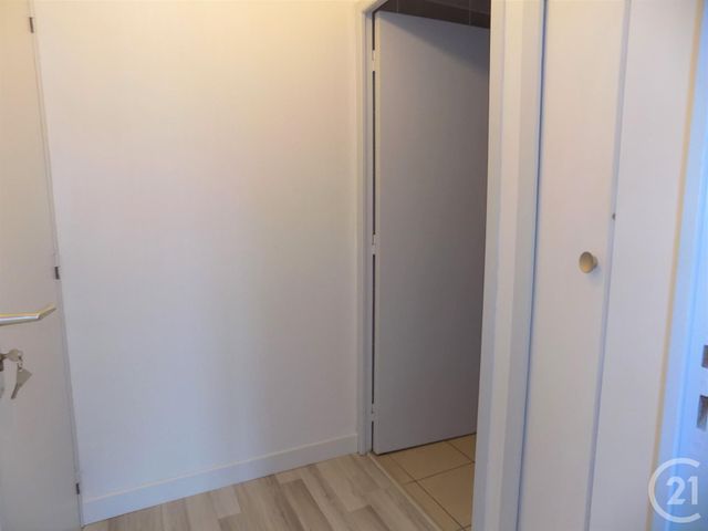 Appartement T1 à louer - 1 pièce - 27.12 m2 - TOULOUSE - 31 - MIDI-PYRENEES - Century 21 Fly Immo
