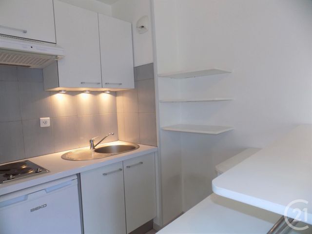 Appartement T1 à louer - 1 pièce - 27.12 m2 - TOULOUSE - 31 - MIDI-PYRENEES - Century 21 Fly Immo