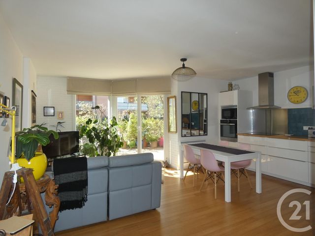 Appartement F3 à louer - 3 pièces - 58.96 m2 - TOULOUSE - 31 - MIDI-PYRENEES - Century 21 Fly Immo