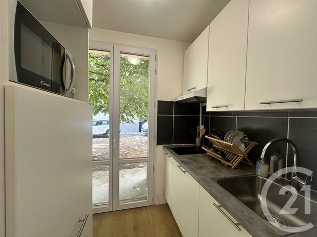 Appartement T1 à louer - 1 pièce - 28.62 m2 - TOULOUSE - 31 - MIDI-PYRENEES - Century 21 Fly Immo