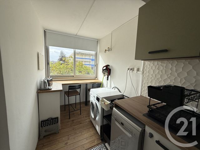 Appartement T3 à louer - 3 pièces - 62.79 m2 - TOULOUSE - 31 - MIDI-PYRENEES - Century 21 Fly Immo