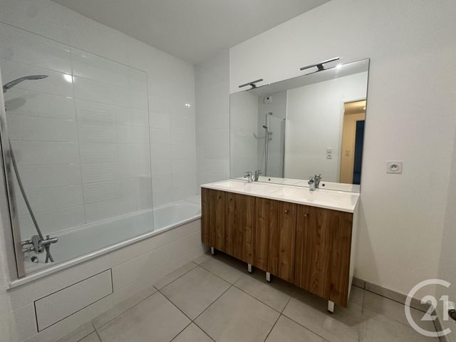 Appartement T3 à louer - 3 pièces - 61.14 m2 - TOULOUSE - 31 - MIDI-PYRENEES - Century 21 Fly Immo